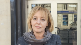 Манолова: Министър Бонева да разпореди на държавните ВиК-та да не увеличават цената на водата