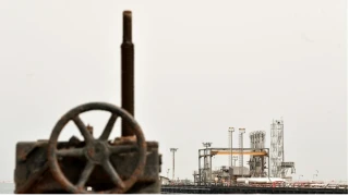 Остров Харг: Нефтеният спасителен пояс на Иран е на мушката на войната