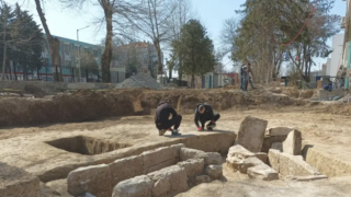 Бронзов венец с позлата беше открит в двор на училище в Несебър