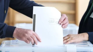 Предизборен куриоз: Един кандидат-депутат се пробва да участва от две партии