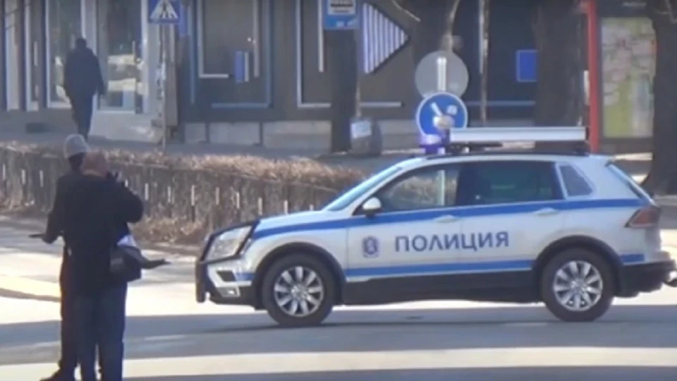 Стар познайник на полицията в Дупница задържан след акция