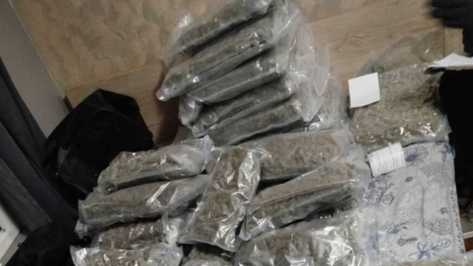 Задържаха българин и сириец с дрога за над 400 000 евро в "Студентски град"