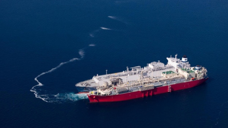 Иран ще допуска до 15 кораба на ден през Ормузкия проток