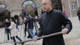 Грехопаденията на лъжеиподякон Атанас Стефанов