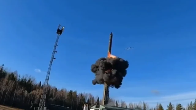 Русия изпрати сигнал със „Сармат“: Путин оцени ракетния тест като огромно постижение