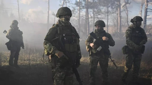 Китай обучава войниците на Путин за войната в Украйна - секретни документи разкриват нов военен пакт