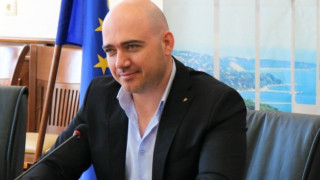 Министърът на туризма: България иска да развива туризма си в четири сезона