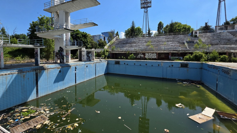 След инцидента с дете в спортен комплекс „Червено знаме“: Столична община инициира спешни действия за обезопасяване на опасния обект