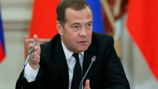 Медведев: Срам е Япония да не споменава ролята на САЩ за Хирошима и Нагасаки