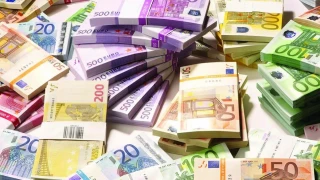Мъж и жена завлякоха осем души с кредити за над 707 000 евро