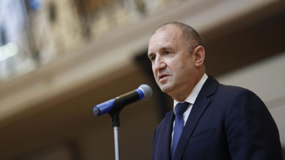 Правителството подготвя мерки заради поскъпването на горивата. Те ще бъдат насочени към обществения и училищния транспорт, и към Спешната помощ