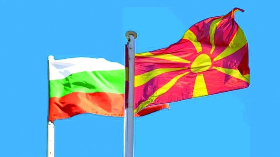 И в простотията помежду ни сме едни и същи със Скопие