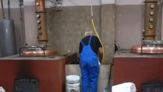 Народопсихолог: Българинът търпи всичко, но посегнат ли на ракията... работата е сериозна