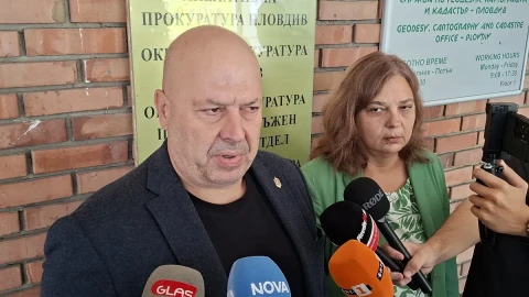 Повдигнаха обвинение на 14-годишен младеж, убил майка си в Пловдив