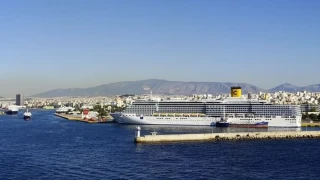 Кола падна в морето, загина цяло семейство