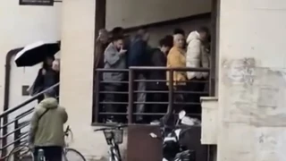 Паника сред вложителите в Македония, след като отнеха лиценза на сръбската „Алта банка“